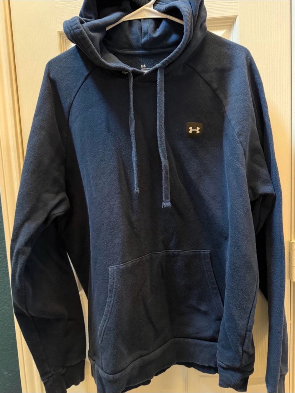 XL Under Armour Men’s Navy Pullover Hoodie Sweatshirt